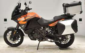 KTM 1290 SUPER ADVENTURE S 2020 V7940