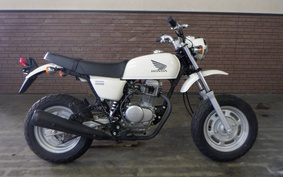 HONDA APE 100 HC07