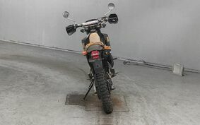 YAMAHA DT200 R 3ET