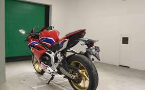 HONDA CBR250RR A MC51