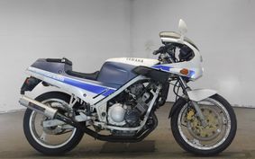 YAMAHA FZR250 2KR