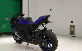 YAMAHA YZF-R1 2019