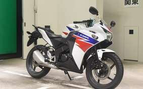 HONDA CBR125R JC50