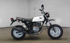 HONDA APE 100 HC07