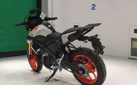 YAMAHA MT-15