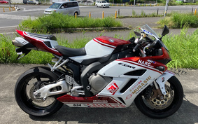 HONDA CBR1000RR 2004 SC57