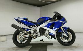 YAMAHA YZF-R1 2000 RN04