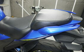 SUZUKI GIXXER 250 ED22B