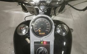 HARLEY FLSTC 1450 2005 BJY