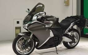 HONDA VFR1200F DCT 2012 SC63