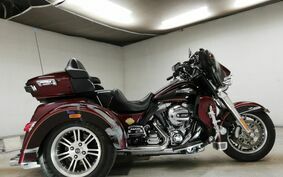 HARLEY FLHTCUTG TRIKE 1690 2015 MAL