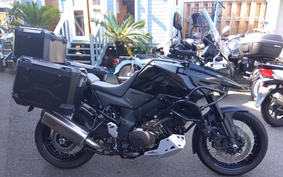 SUZUKI DL1050 (V-Strom 1050) XT 2020 EF11M