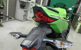 KAWASAKI ZX-25R ZX250E