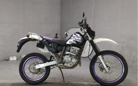 SUZUKI DR250R SJ45A