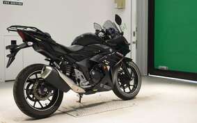 SUZUKI GSX250R DN11A