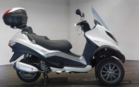 PIAGGIO MP3 250 RL M472