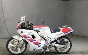 YAMAHA FZR250 2KR