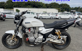 YAMAHA XJR1300