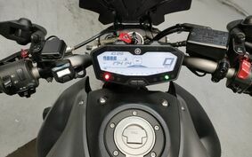 YAMAHA MT-07 2015 RM07J