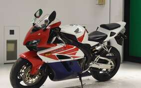 HONDA CBR1000RR 2004 SC57