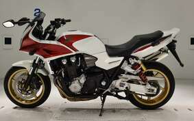 HONDA CB1300SB SUPER BOLDOR A 2013 SC54