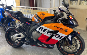 HONDA CBR1000RR 2005 SC57