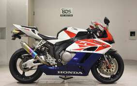 HONDA CBR1000RR 2004 SC57