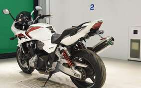 HONDA CB1300SB SUPER BOLDOR A 2013 SC54