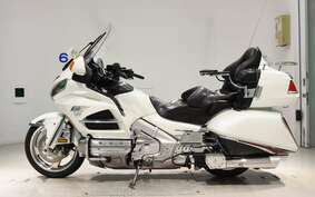 HONDA GL 1800 GOLD WING 2012 SC68