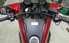 HONDA NM4 VULTUS -02 2015 RC82