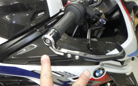 BMW M1000RR 2021