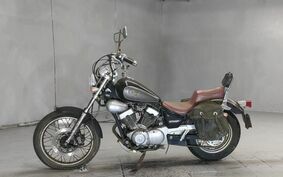 YAMAHA VIRAGO 250 3DM