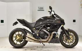 DUCATI DIAVEL Carbon 2012 G100A