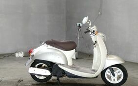 HONDA CREA SCOOPY I AF55