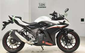 SUZUKI GSX250RA DN11A