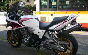 HONDA CB1300SB SUPER BOLDOR 2005 SC54