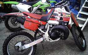 HONDA CRM250R MD24