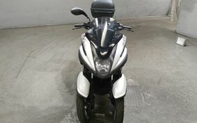 YAMAHA TRICITY 125 SE82J