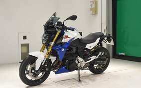 BMW F900R 2022