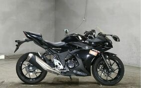 SUZUKI GSX250R DN11A