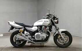 YAMAHA XJR1300 1998 RP01J