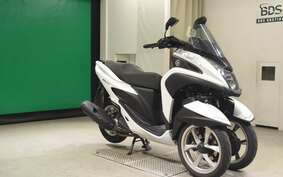 YAMAHA TRICITY 125 SE82J