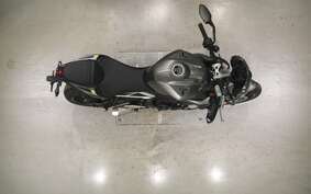 TRIUMPH STREET TRIPLE R 2023