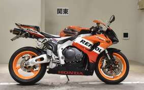 HONDA CBR1000RR 2007 SC57