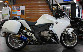 HONDA VFR1200F DCT 2015 SC63