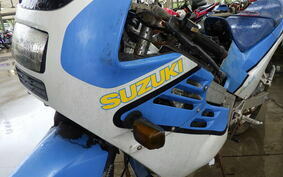 SUZUKI GSX-R400 GK71F