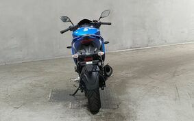 SUZUKI GIXXER 250 SF 不明