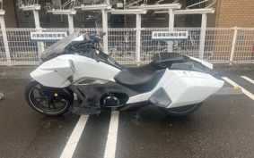 HONDA NM4 VULTUS -02 2014 RC82