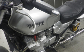 YAMAHA XJR1300 1998 RP01J