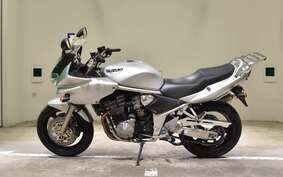 SUZUKI BANDIT 1200 S 2001 GV77A